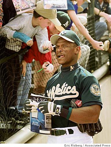 Oakland A's star Rickey Henderson carries daughter Alexis, 13 months,  through Pearson airport last night – All Items – Digital Archive Ontario