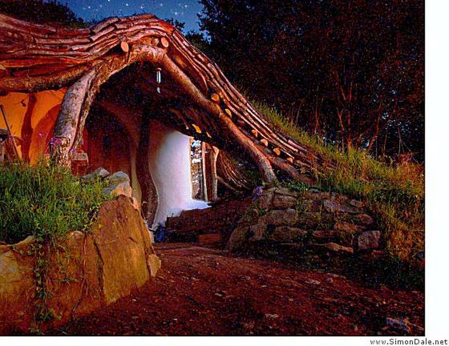 Hobbit House In Wales - SFGate