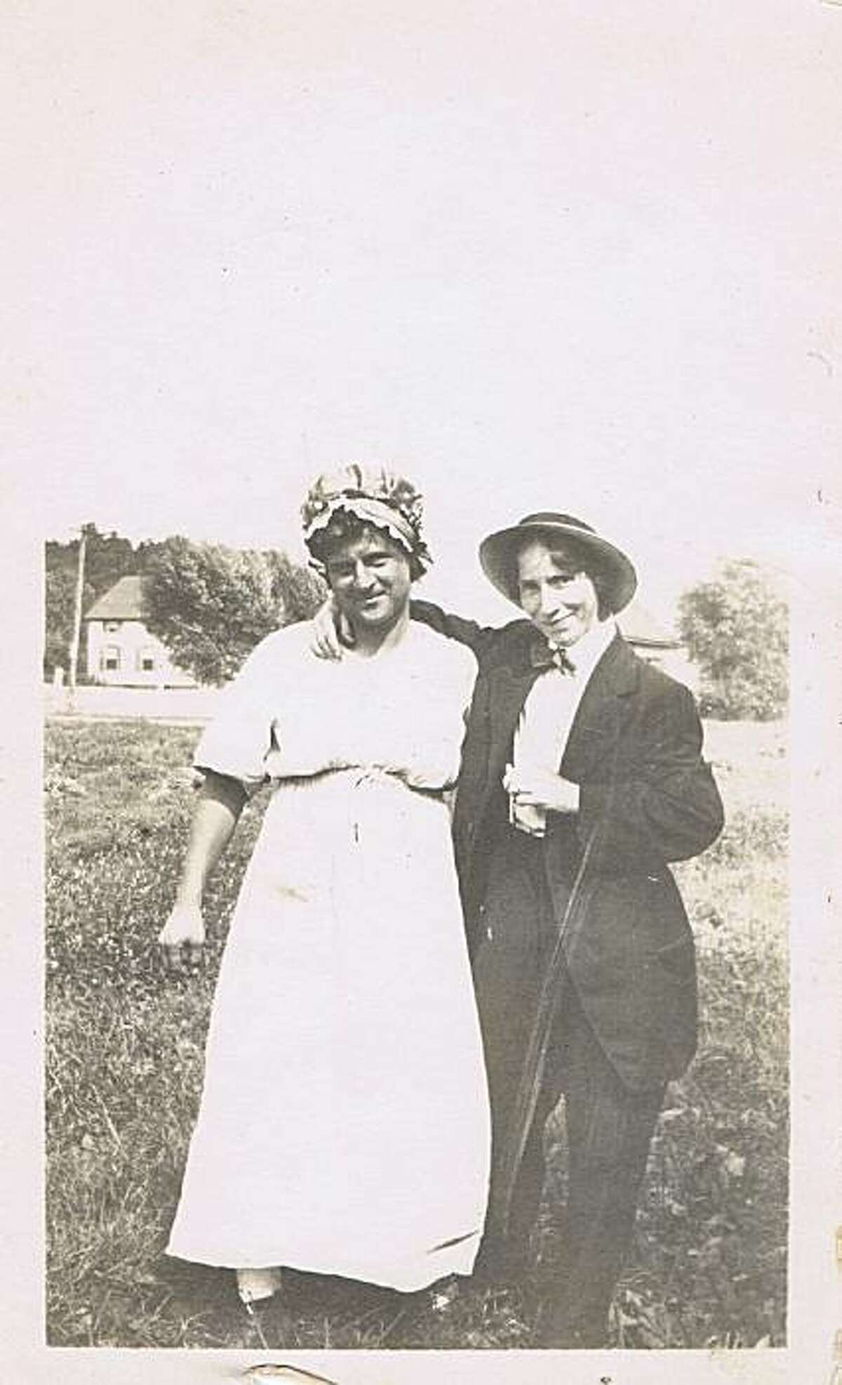 Cross gender dressing essay examples image