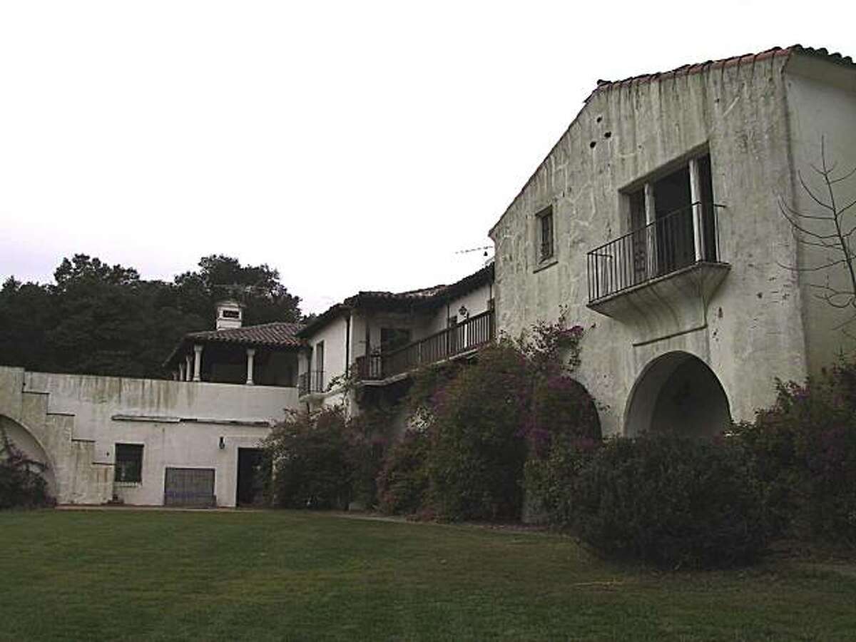 Steve Jobs' historic Woodside mansion is torn down