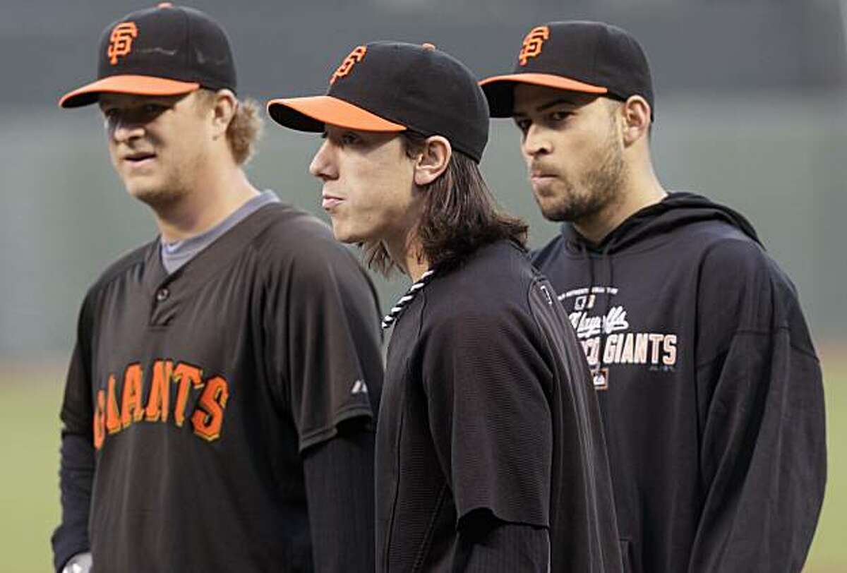 SF Giants hope good pitching beats good hitting