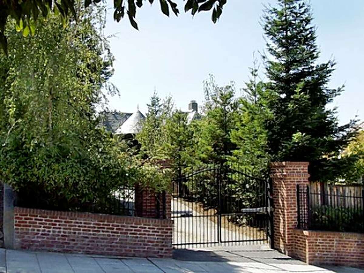 "Green Day" house for sale