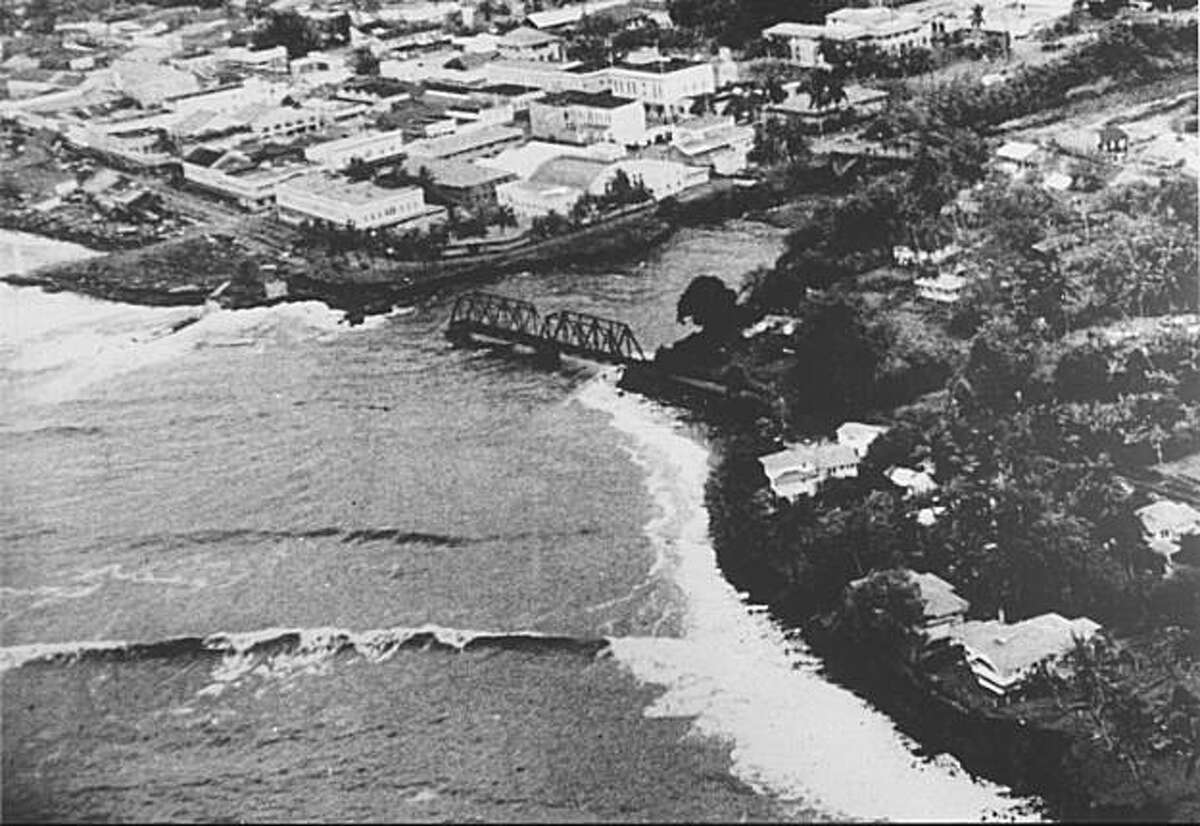 Hawaii's tsunamis: Scenes of destruction and how to survive