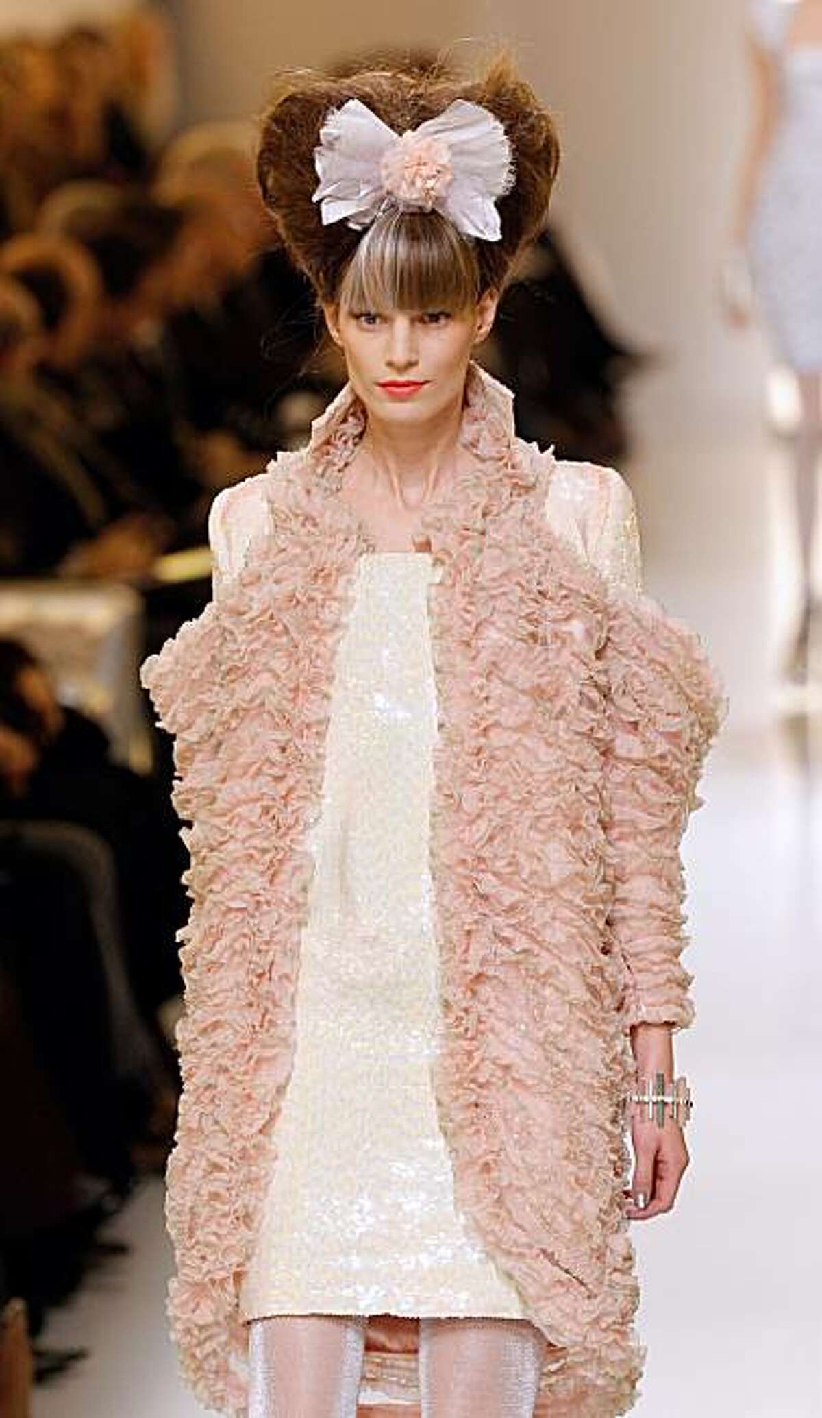Chanel Haute-Couture S/S 2010
