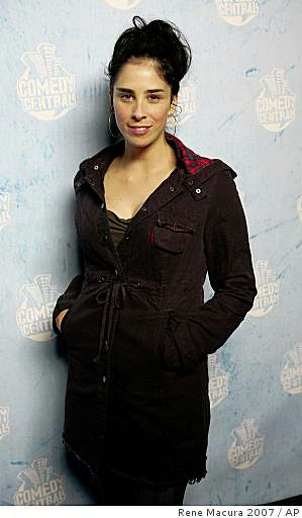 Unmasking Sarah Silverman The Comedians Controversial Journey - xwb9kcl