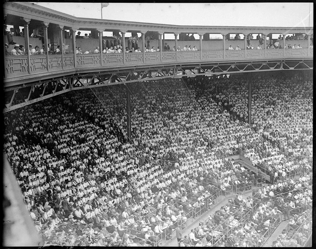 fenway-at-100-still-a-class-act