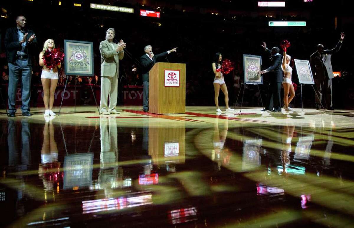 Houston great Elvin Hayes relishes Rockets jersey retirement