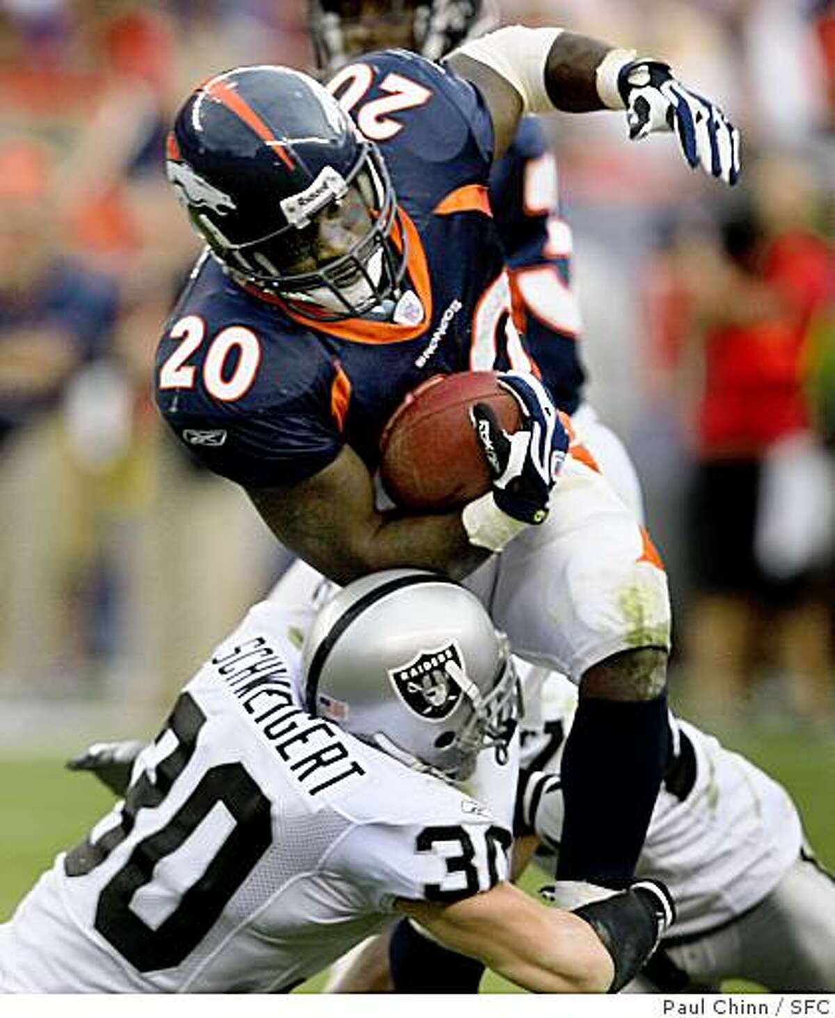 Not a fun timeout for Raiders in Denver