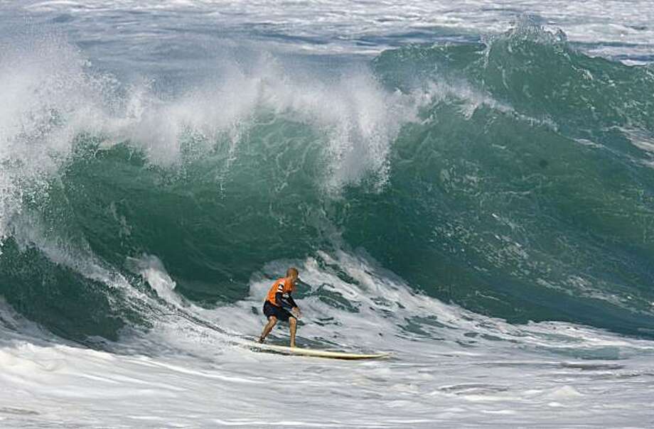 2009 eddie aikau big-wave invitational - sfgate