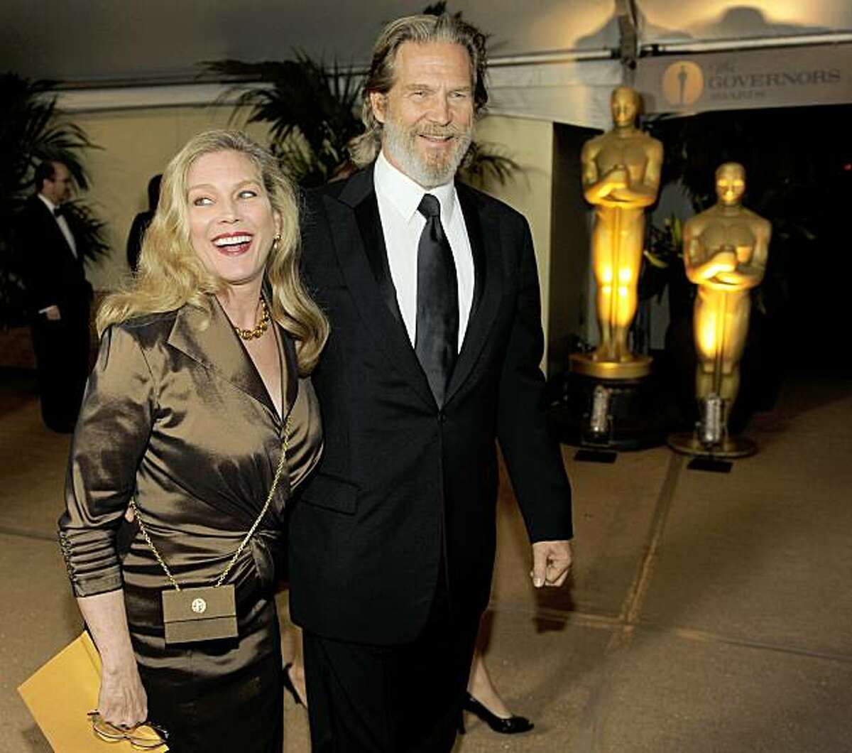 Actor Jeff Bridges and his wife Susan sold their Montecito, Calif. home for $15.93 million.