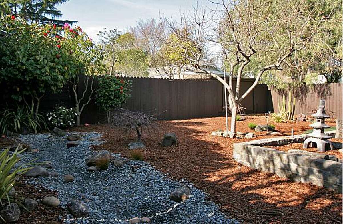 Remodeled El Cerrito home near BART station