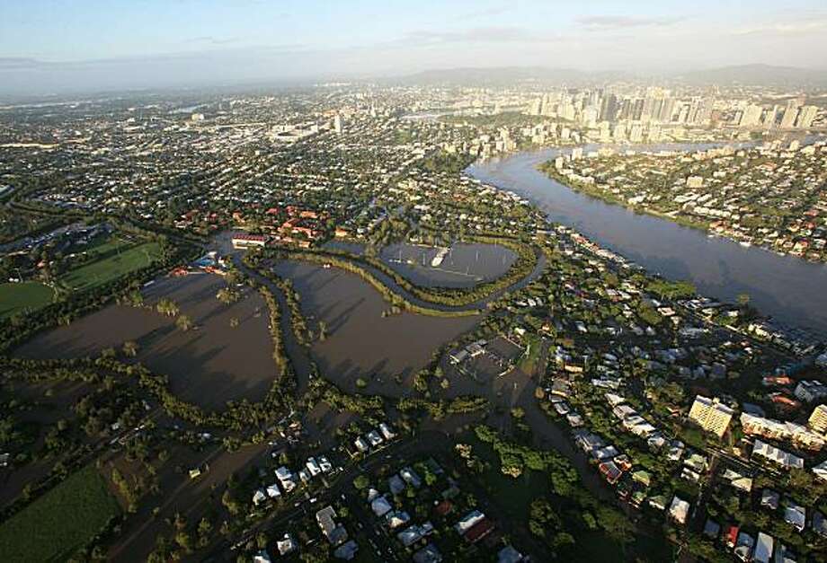 Brisbane Flood Peaks - Thousands Of Homes Swamped - SFGate