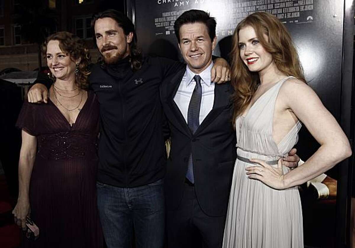 Amy Adams Pull No Punches As Fighter Bartender 