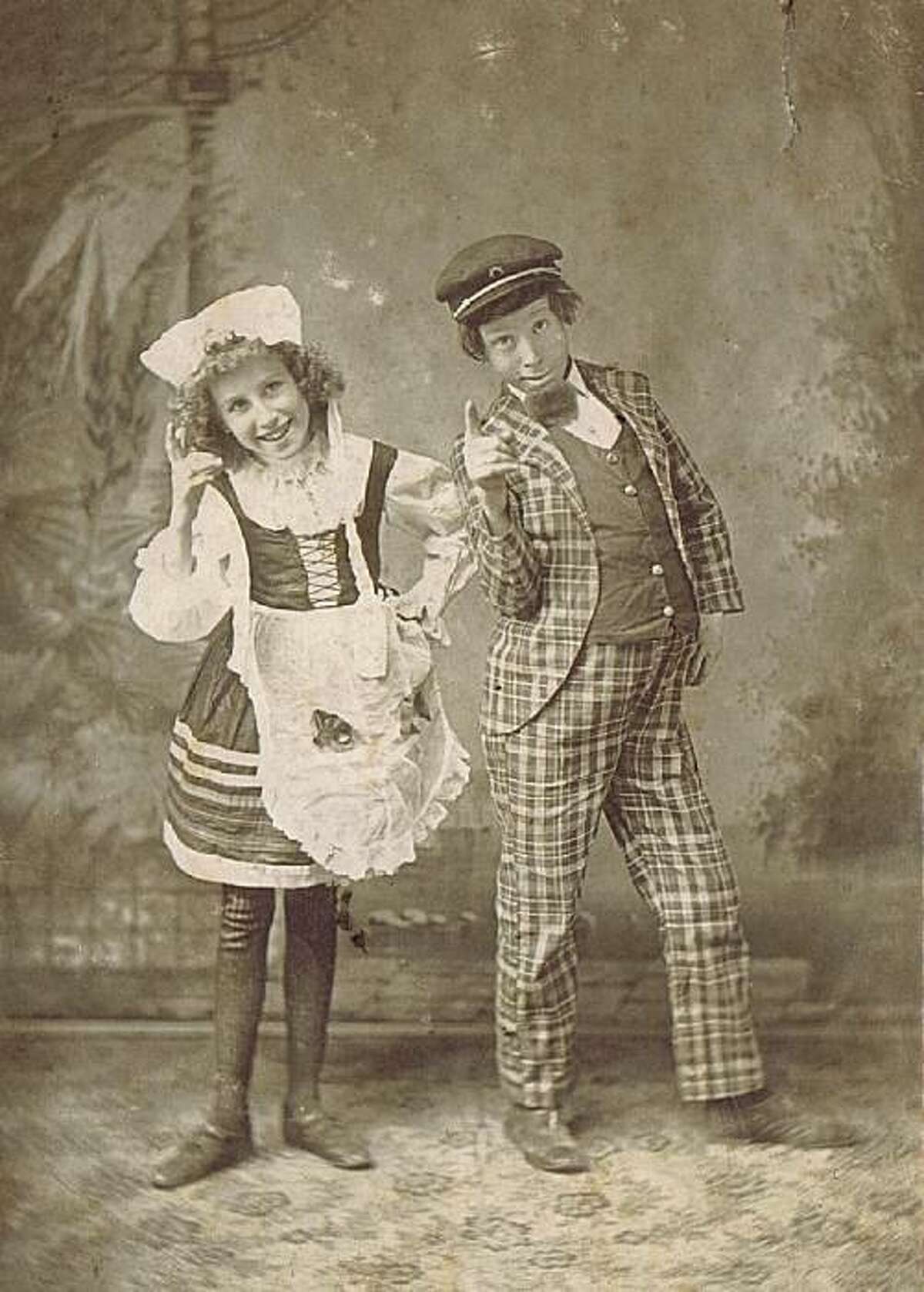 Candid vintage celebrity photos uncovered