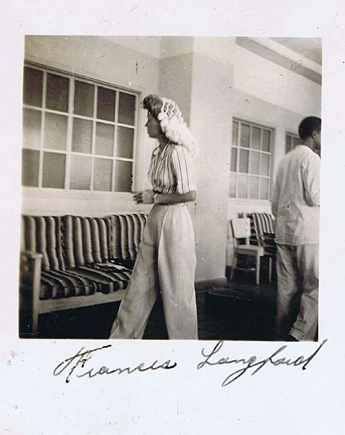 Candid vintage celebrity photos uncovered