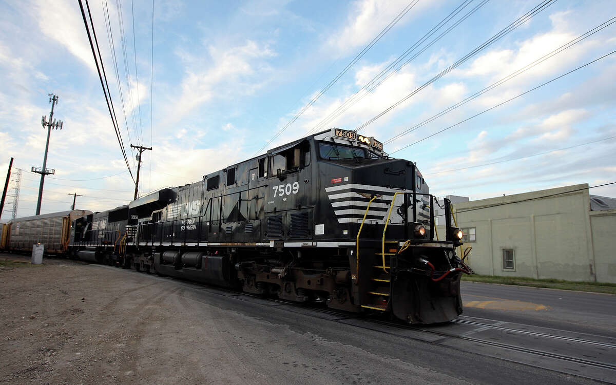 A train passes the intersection of E. Cevallos and Probandt streets Monday Jan. 16, 2012. (PHOTO BY EDWARD A. ORNELAS/eaornelas@express-news.net)