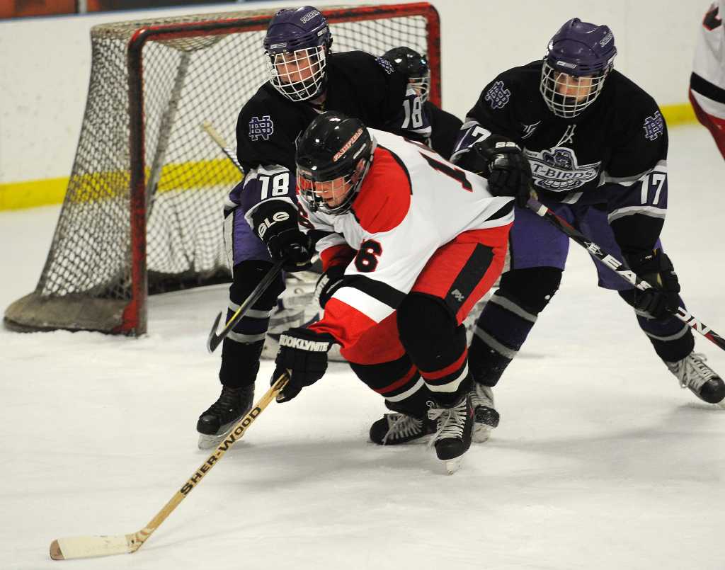 Co-op hockey loses in OT to North Branford