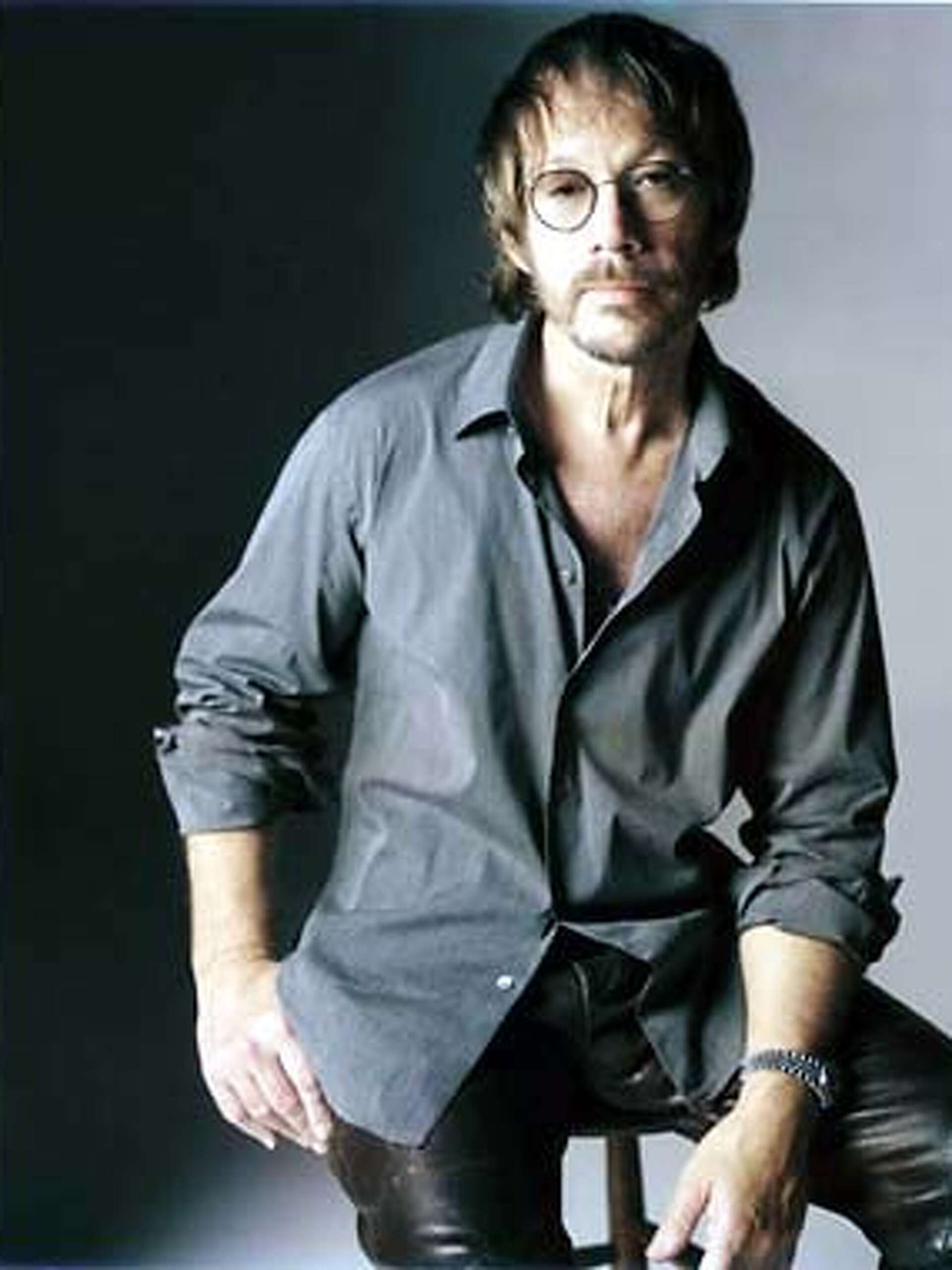 Warren Devone WARREN ZEVON: 1947-2003 / Acclaimed lyricist, singer succumbs to lung ...