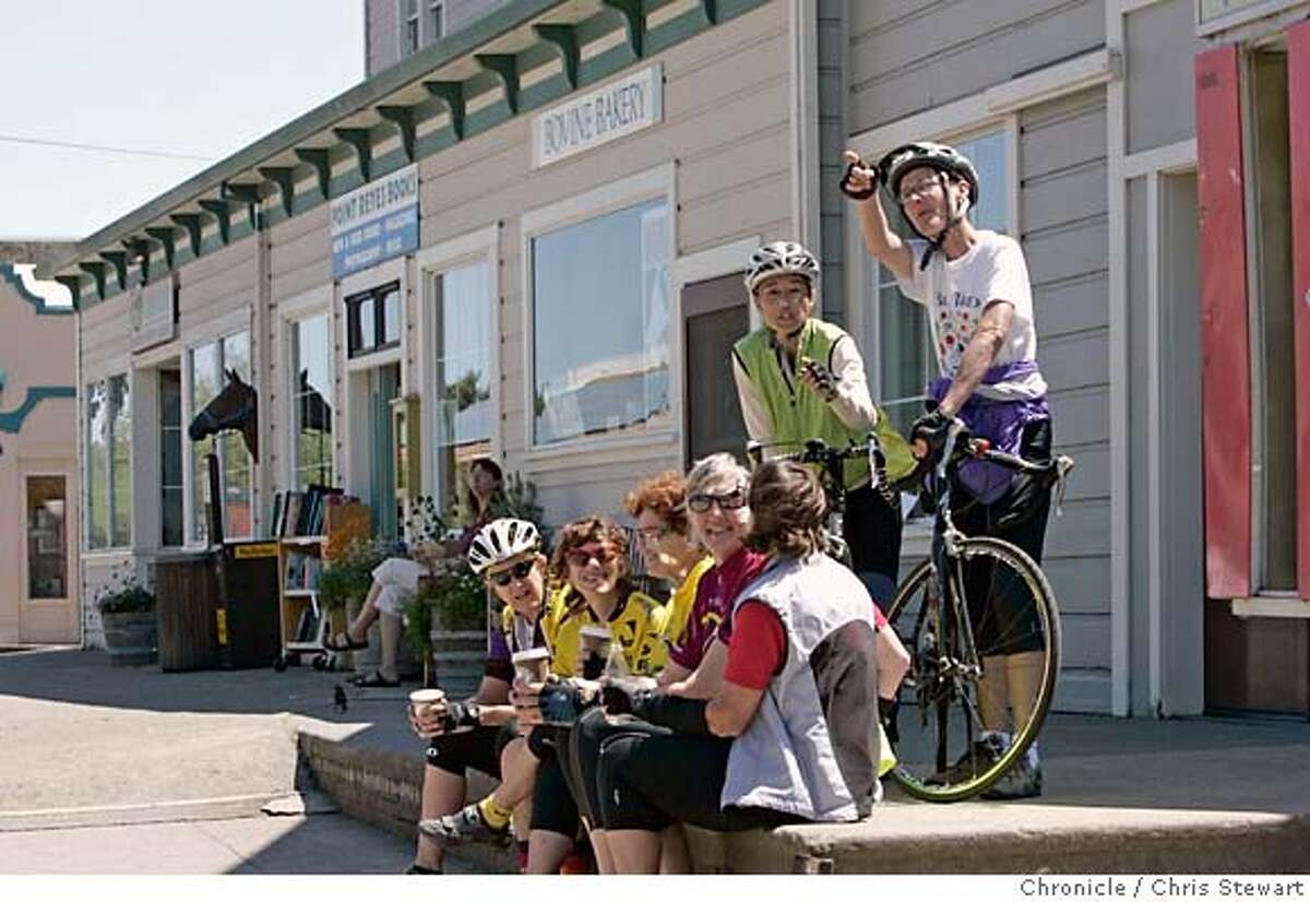 PICNIC23_tomales_0127_cs.jpg Event on 5/9/07 in Point Reyes Station. Bicylists from Berkeley-based Grizzly Peak Cyclists, take a coffee break outside the Bovine Bakery, Point Reyes Station. Front row left-to-right: Sandy Levensaler, Beany Wezelman, Margie Kirk, Marilyn Beffort and Shelagh Brodersen. Back row left-to-right: Denise Jeong and Debbie Ruth (all cq). For the Food special picnic issue. Photographed May 9, 2007. Chris Stewart / San Francisco Chronicle Sandy Levensaler, Beany Wezelman, Margie Kirk, Marilyn Beffort, Shelagh Brodersen, Denise Jeong, Debbie Ruth, picnic, Point Reyes MANDATORY CREDIT FOR PHOTOG AND SF CHRONICLE/NO SALES-MAGS OUT