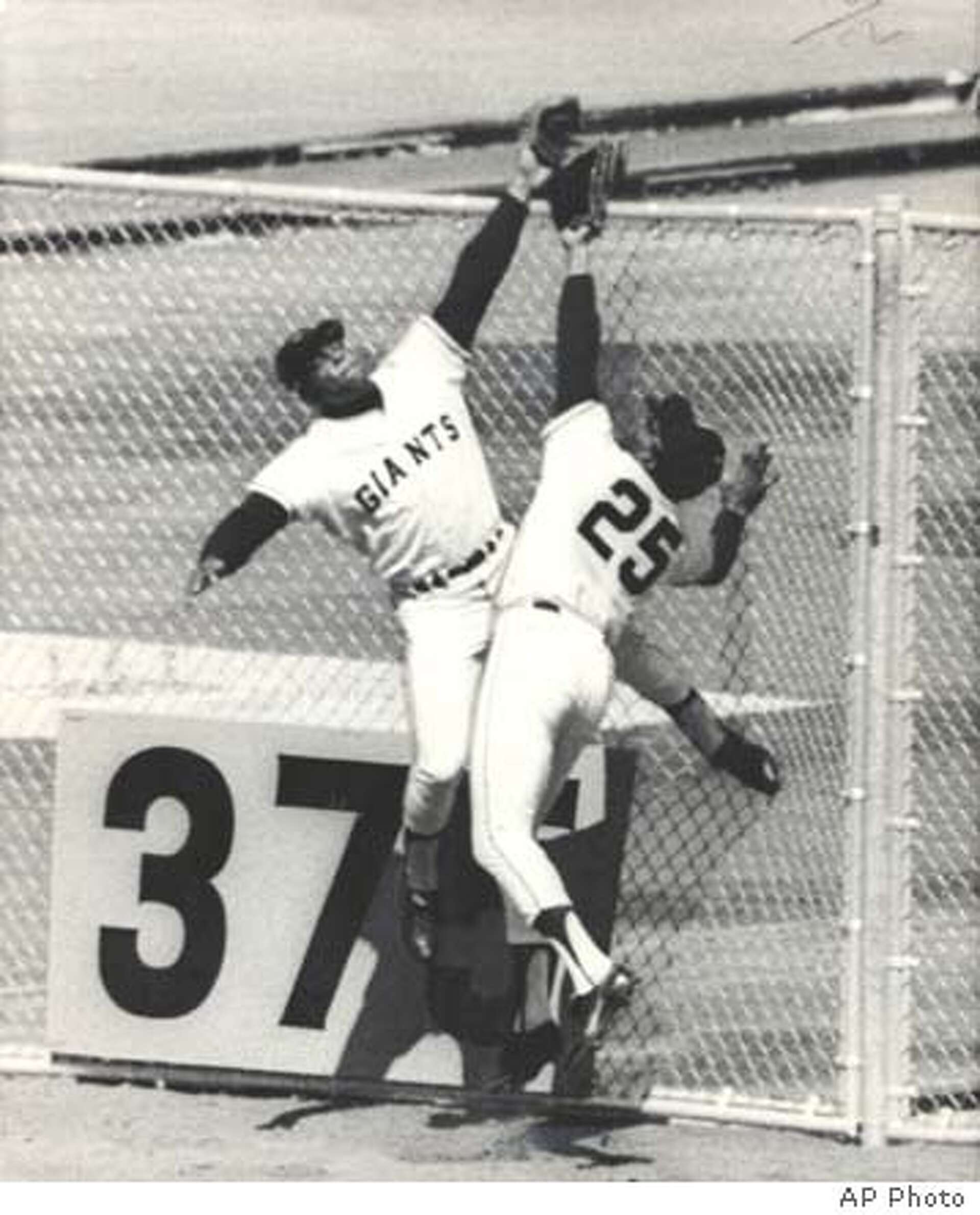 BOBBY BONDS / 1946-2003 / Giants lose one of their greats / 3-time All-Star  and father of Barry Bonds was 57