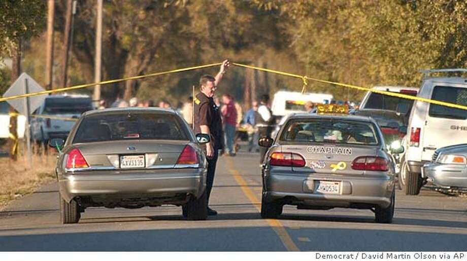 WOODLAND, YOLO COUNTY / CHP officer slain during traffic stop / 300