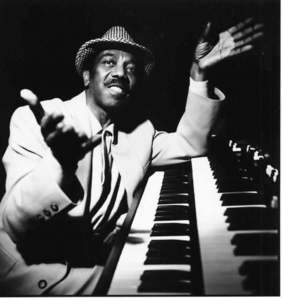 THE SPOT FOR JAZZ / Yoshi's, the Bay Area's jazz oasis, holds a megacelebration of its 10th