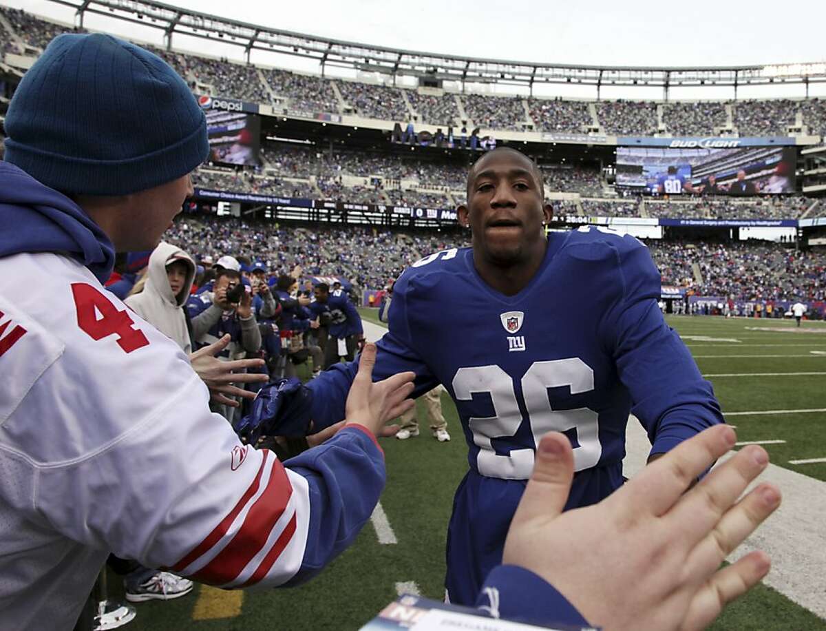 New York Giants safety Antrel Rolle (26) during player