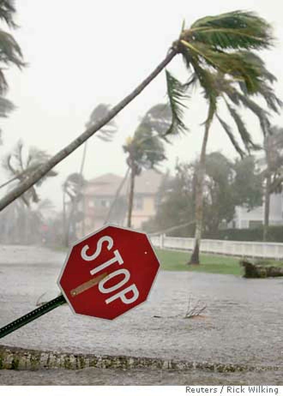 Category 3 Wilma Slams Into Florida's Gulf Coast / Storm Rampages ...