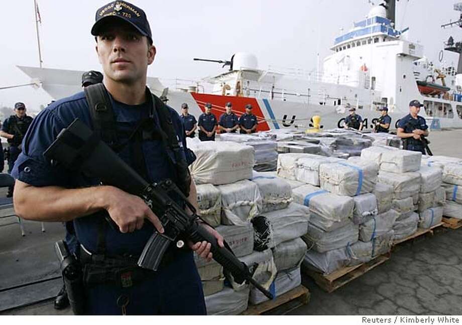 Us Coast Guard Seizes Cocaine _ Coast Guard offloads millions in drugs ...
