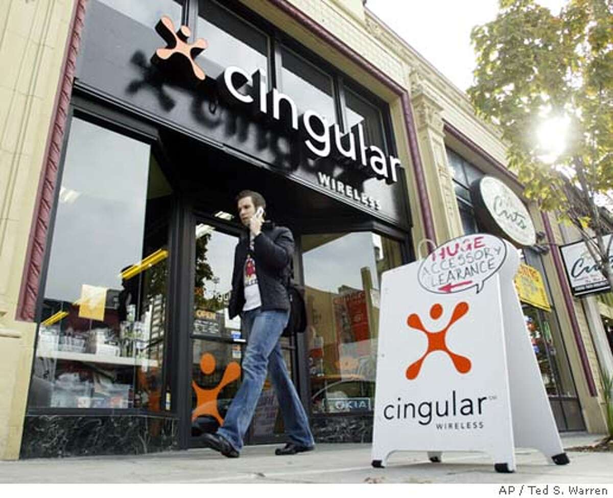Flaw comes to light in Cingular voice mail / Shift of some subscribers