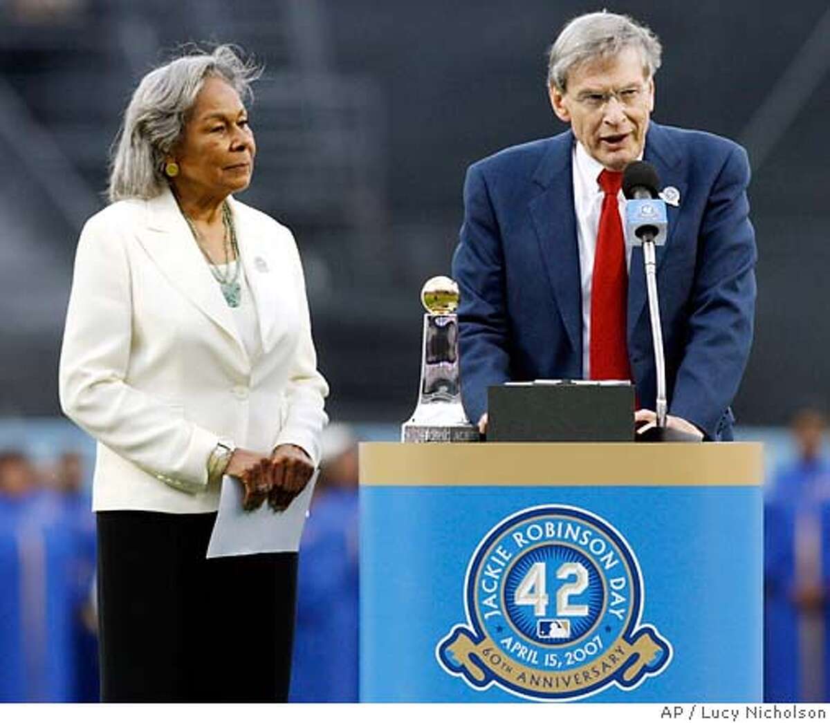 MLB, Nationals honor the legacy of №42 on Jackie Robinson Day in