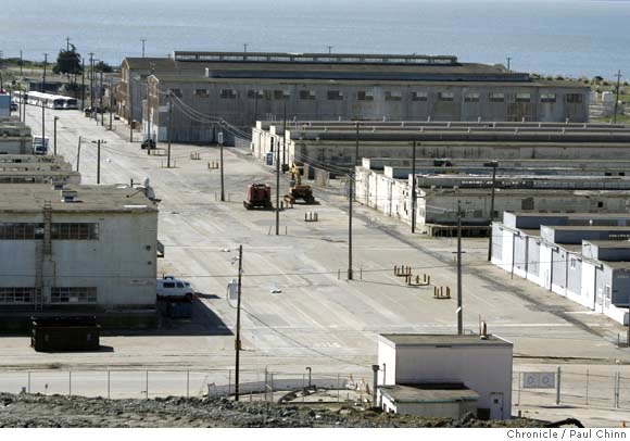 Old warehouses would be demolished to make way for the new stadium. The  Hunters Point site of the proposed 49ers stadium in San Francisco, Calif.  on Tuesday, March 27, 2007. Mayor Gavin