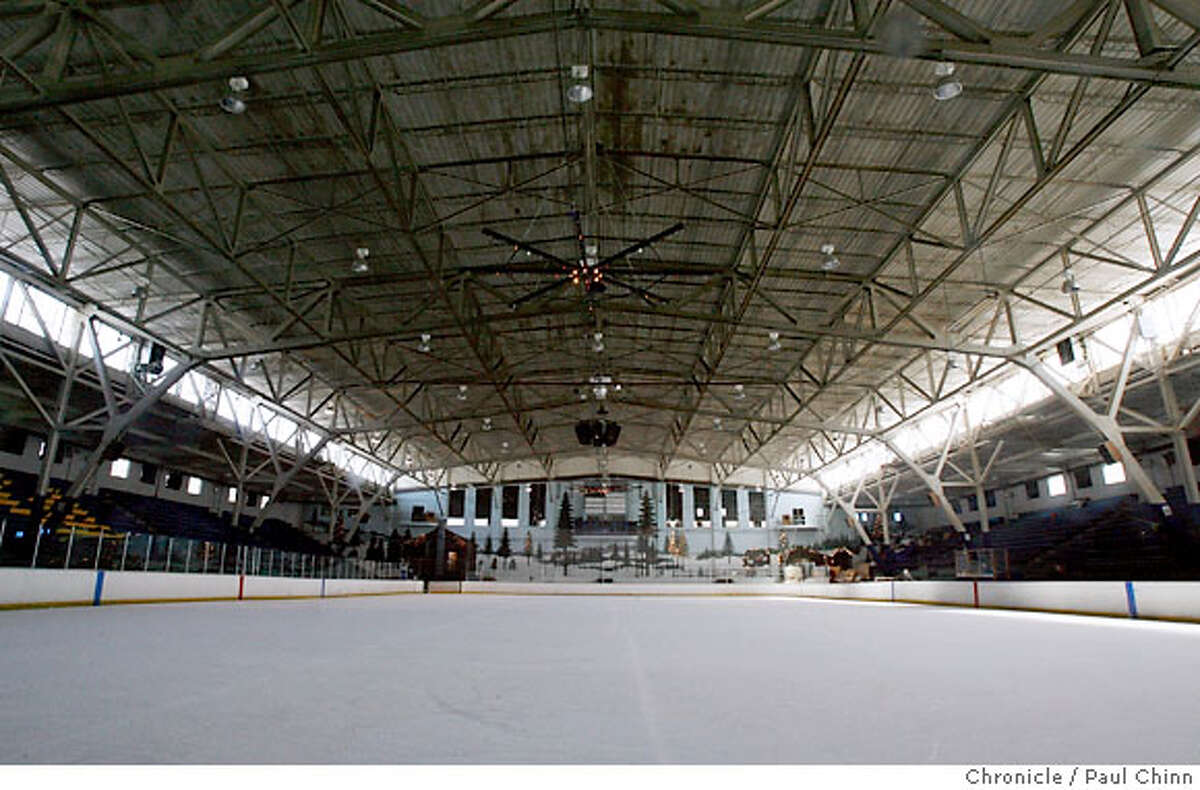 BERKELEY / Skaters say goodbye / Ice rink where thousands chased their dreams closes