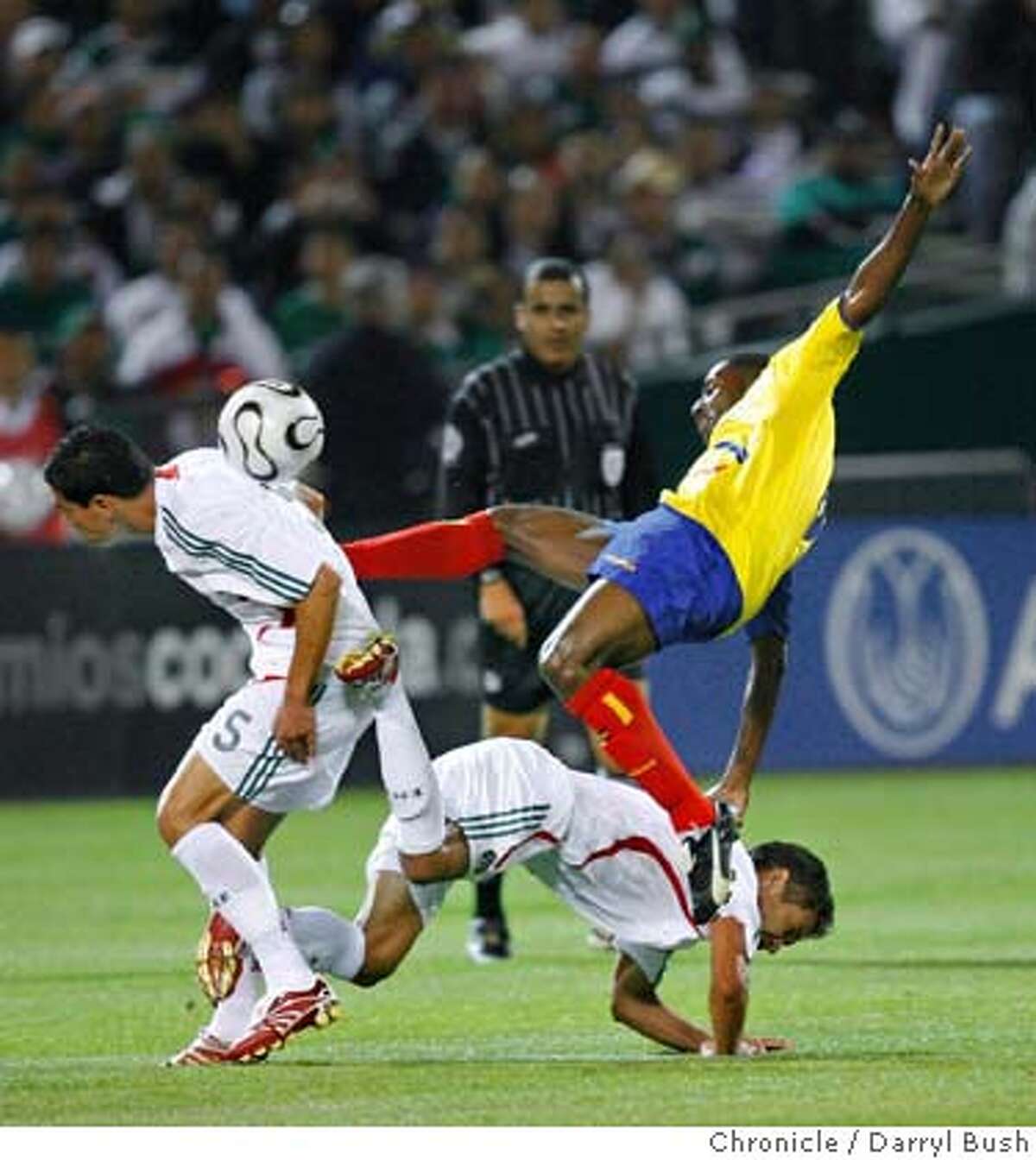 Impressive turnout for Mexico-Ecuador soccer match
