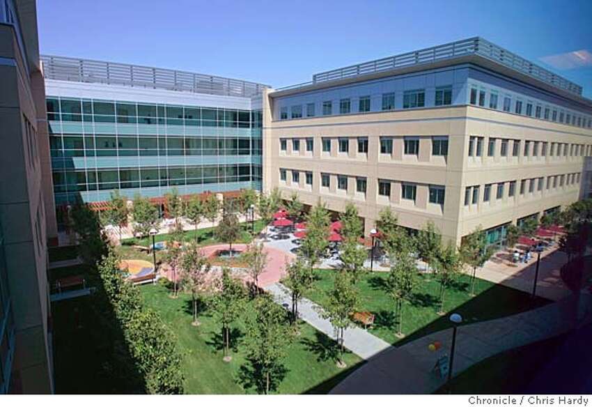 Kaiser has ambitious plans / HMO to spend more than 10 billion to build, renovate medical buildings