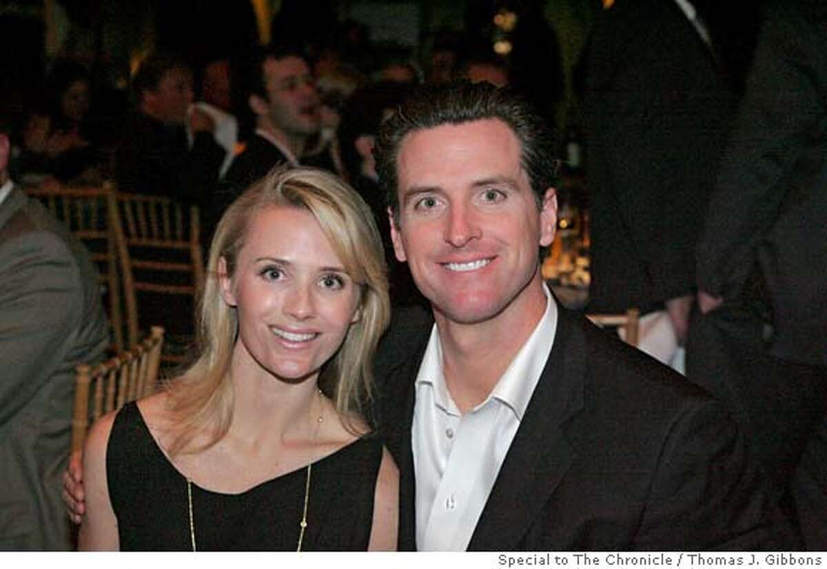 Newsom's girlfriend apologizes for remarks / She commented online about ...