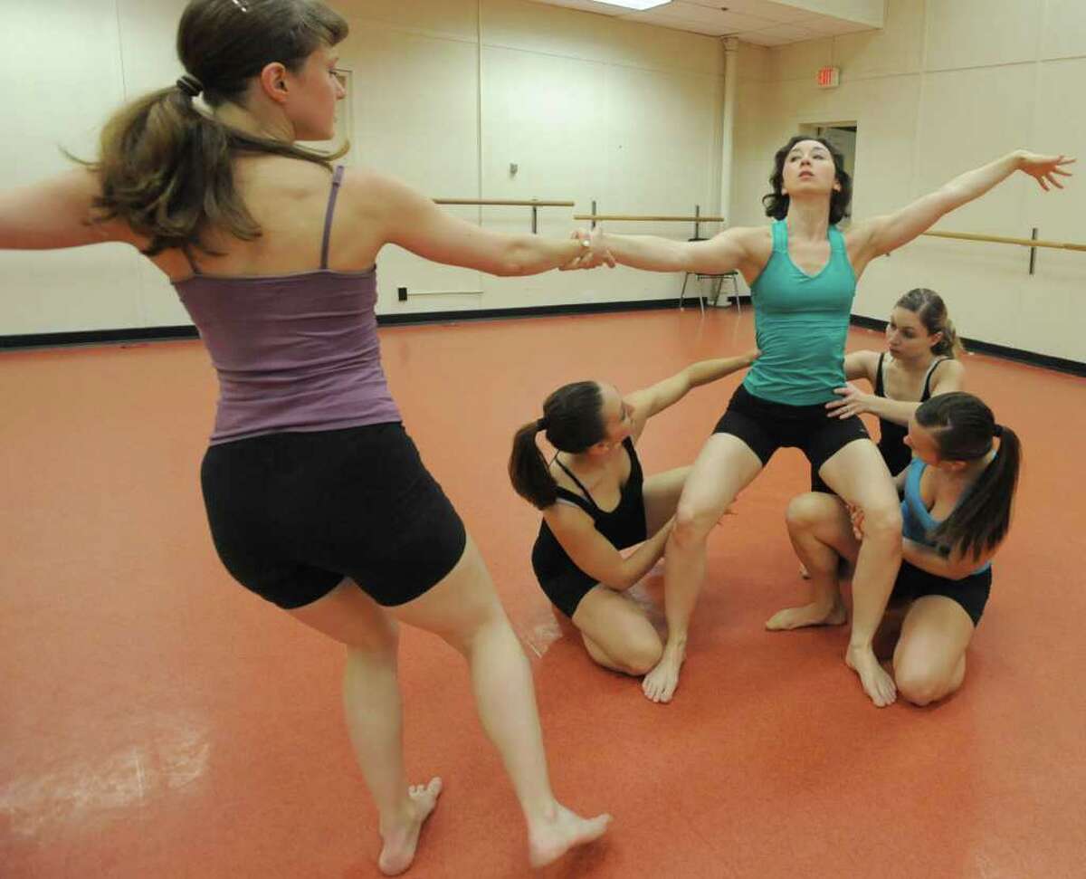 Ellen Sinopoli Dance Company celebrates 21 years at The Egg