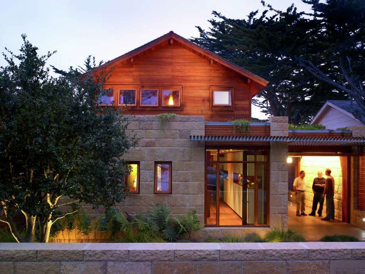 Spaces Overland transforms Pacific retreat