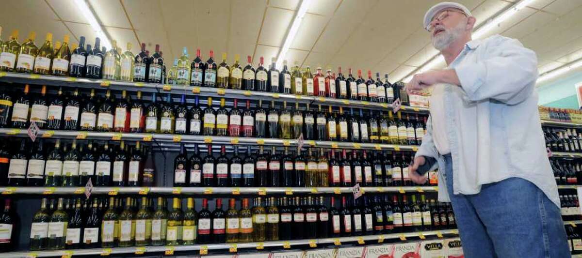 Vidorians call beer, wine sales 'a step forward'