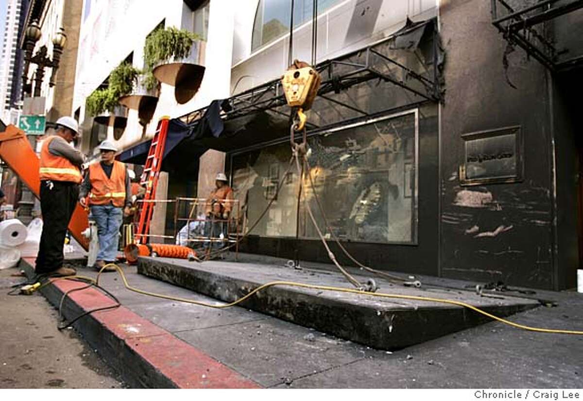 EXPLOSION ROCKS DOWNTOWN SAN FRANCISCO / BLAST Electrical transformer