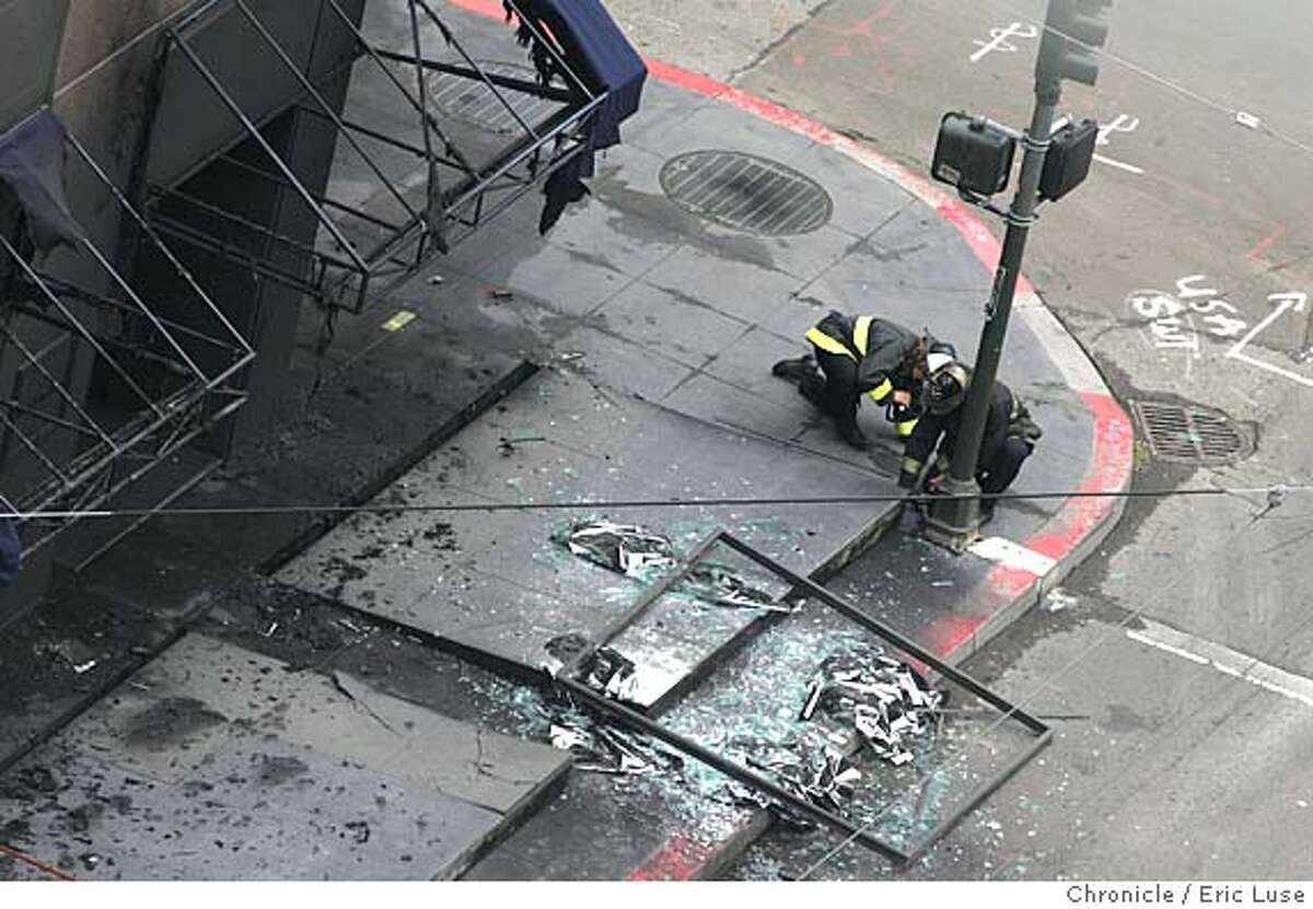 explosion_110_el.JPG Looking down on the Explosion at Kearny and Post in a PG&E underground transformer forced the evacuation of surrounding buildings and blocks of traffic rerouted. Event on explosion_110_el.JPG in San Francisco Eric Luse / The Chronicle