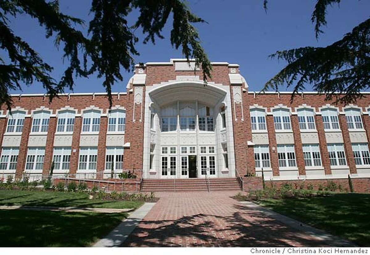 SAN MATEO / Finally, new high school is ready / For first time since