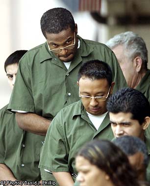 Truck driver admits role in immigrant deaths / Suspect charged with ...