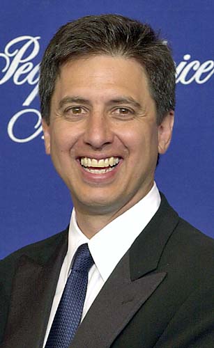 Ray Romano gets the big bucks; Catherine battles the neighbors; Jacko ...