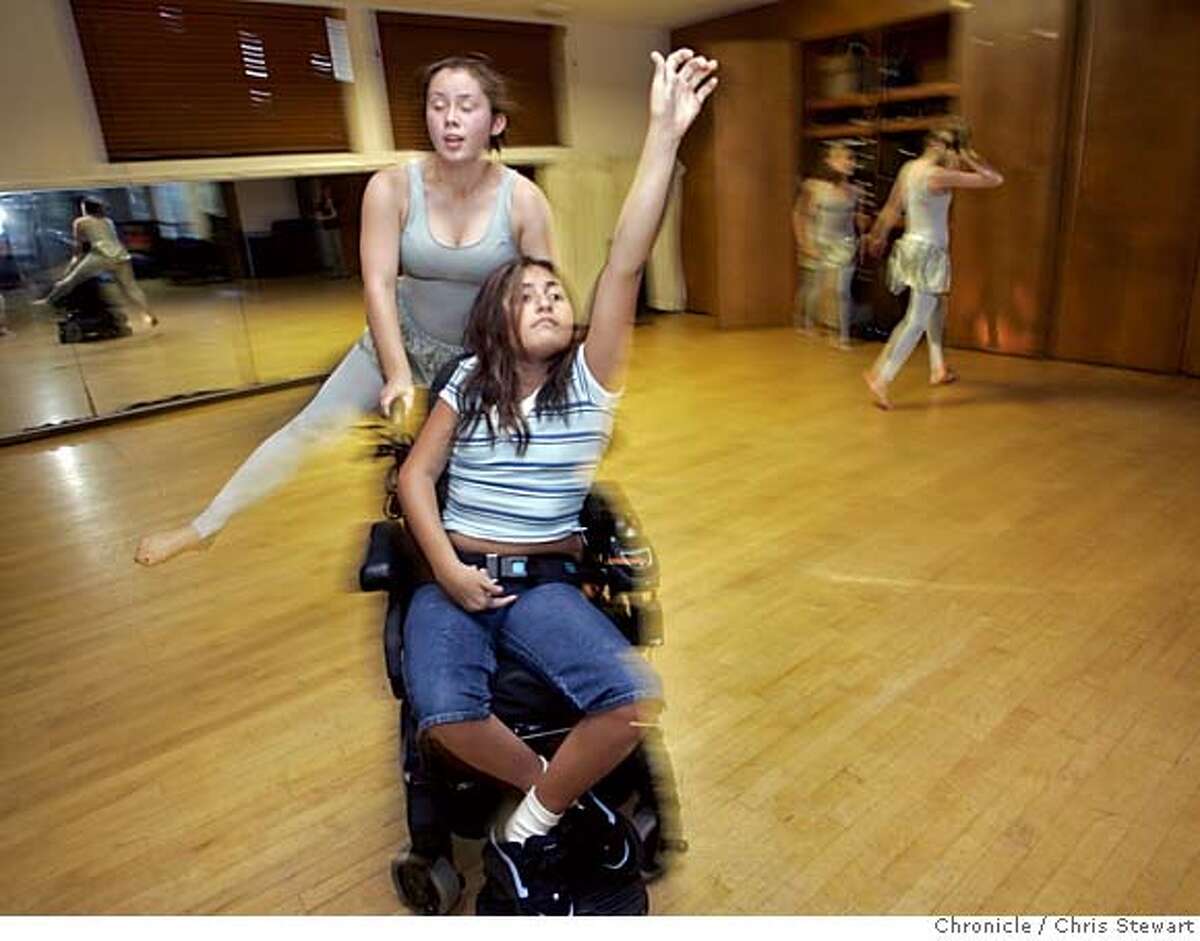 SAN MATEO COUNTY / Nothing stops Serena a stroke, thieves nothing