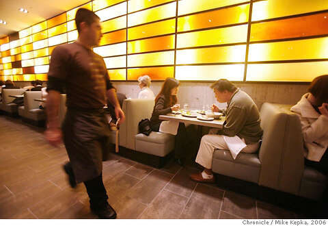 Out The Door Gives Mall Crowd A Taste Of Slanted Door Chic