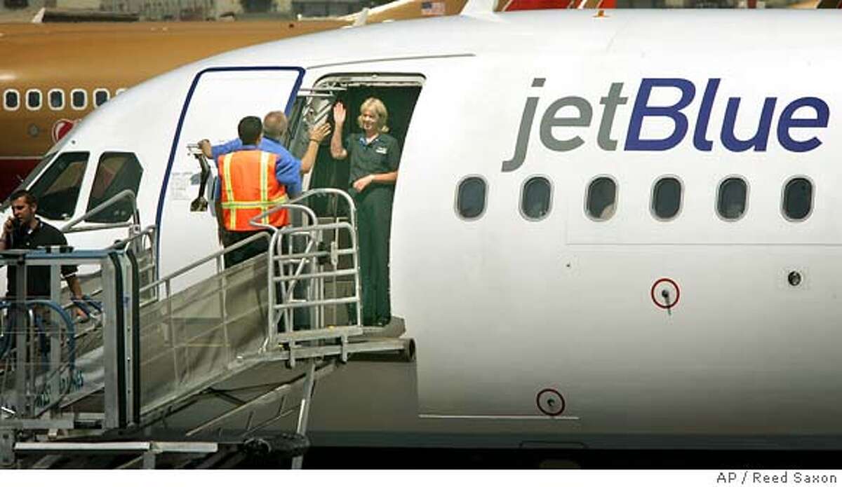 JetBlue announces SFO flights / Lowcost carrier will compete with