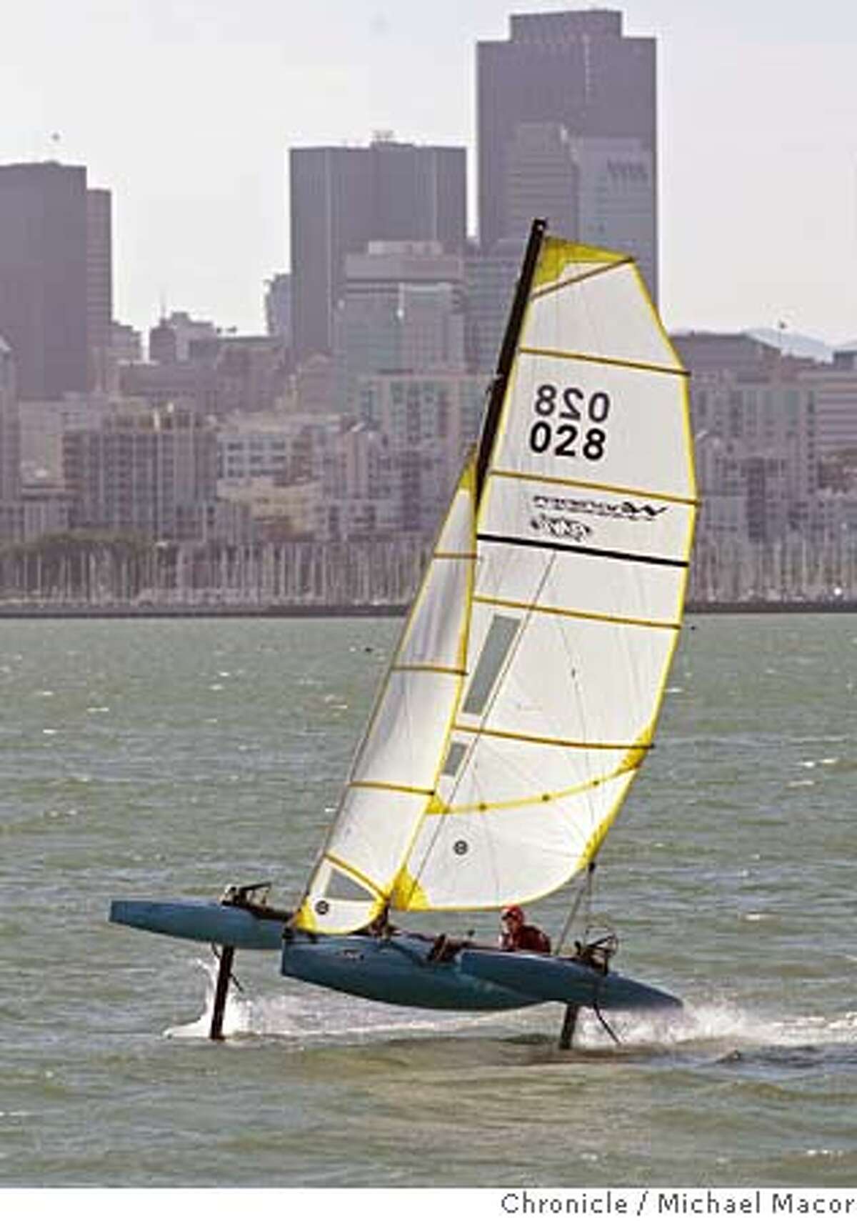 Hydros won't be foiled / Sleek sailboats can reach record speeds