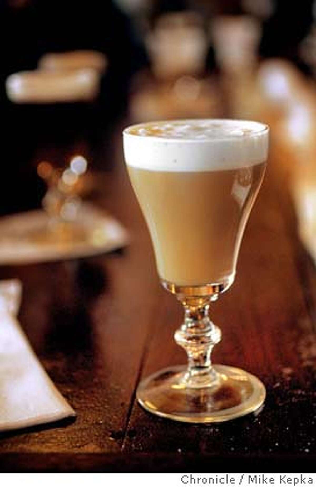 The Bartender / Expert advice on what's best to serve at the