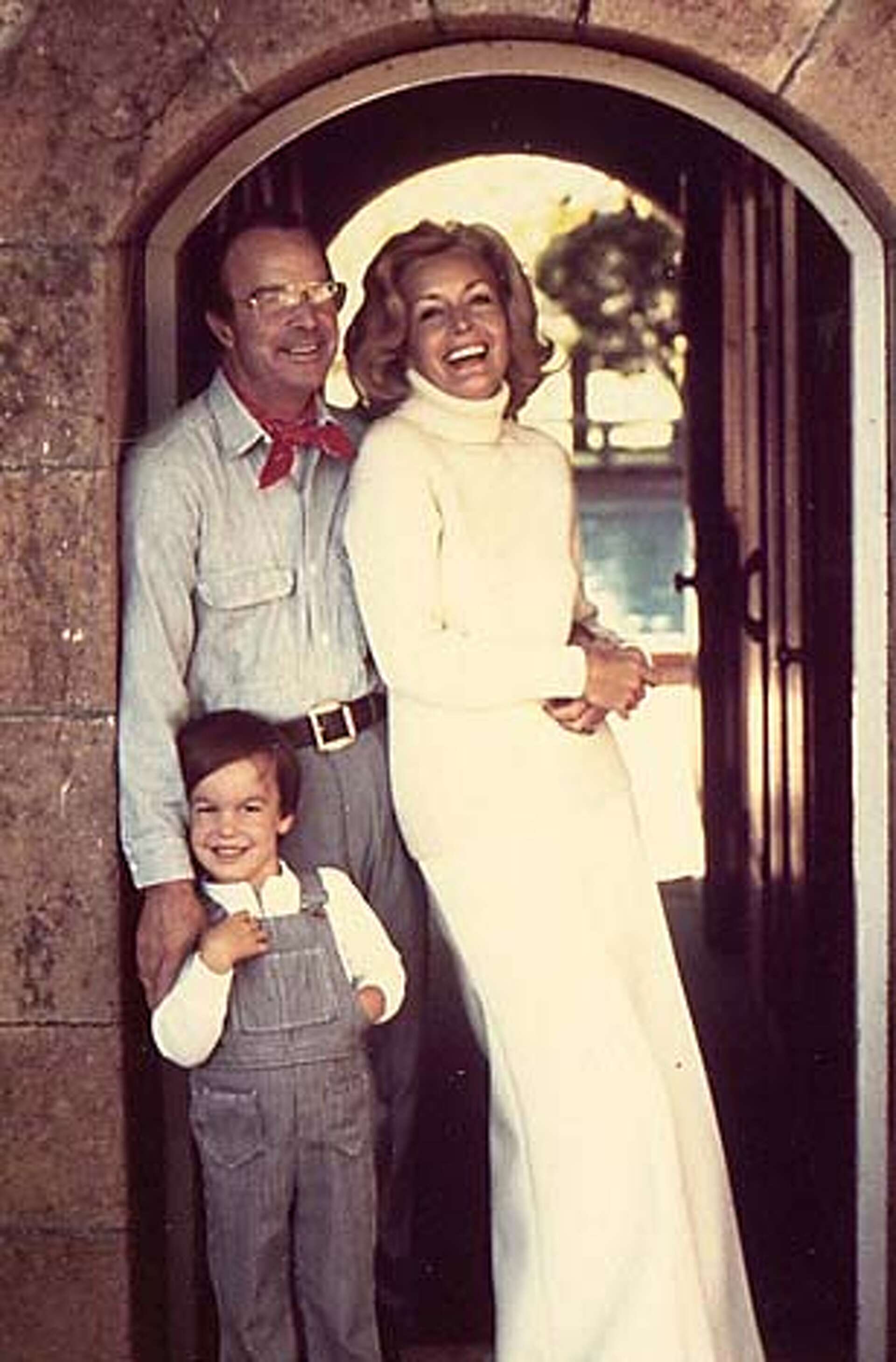 Making peace with the past / In a new memoir, San Francisco native Sean